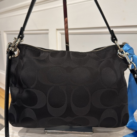 Coach Bag Signature Logo Satchel - Picture 8 of 17